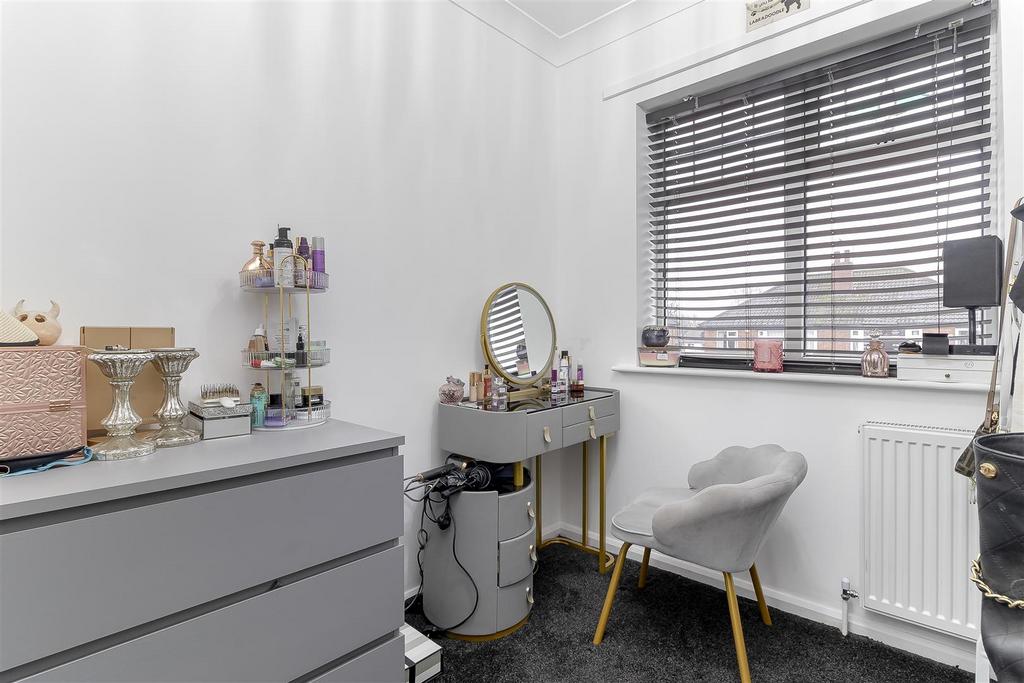 Bedroom 4-Office.jpg