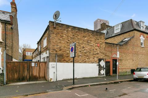 undefined, Truro Road, London, E17