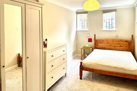 2 bedroom apartment for sale, Grosvenor Road, Richmond, TW10