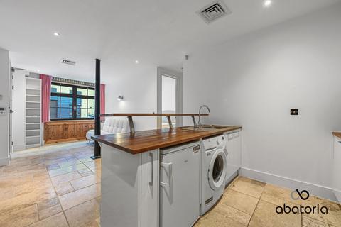 undefined, Wapping High Street, London, E1W