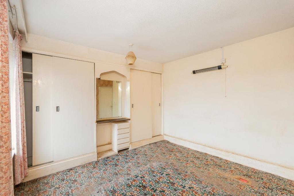 9 F3 RSG - Bedroom B.jpg
