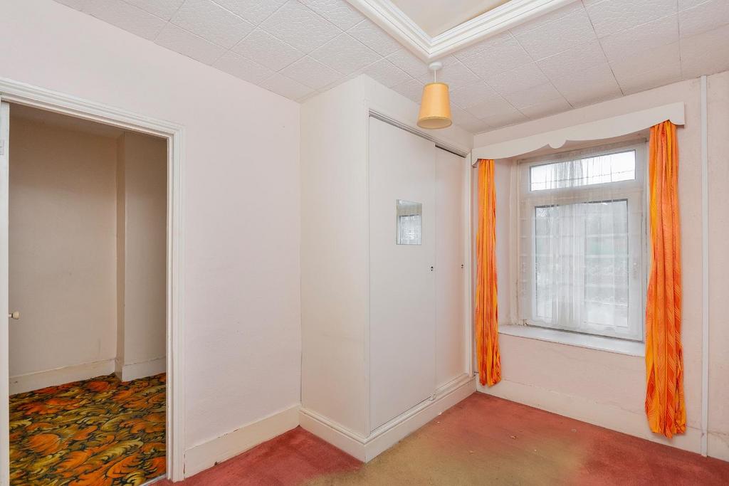 9 F3 RSG - Bedroom E.jpg