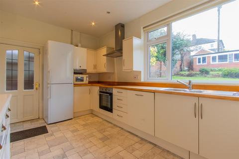 undefined, Lake Road West, Cardiff CF23