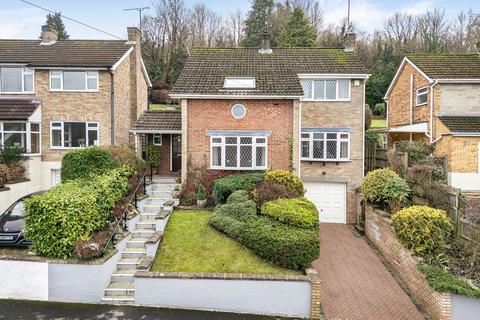 4 bedroom detached house for sale, Disraeli Crescent, High Wycombe HP13