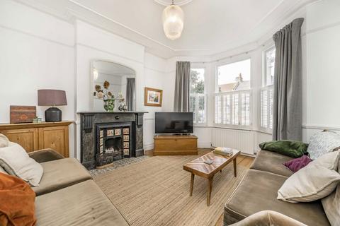 3 bedroom house for sale, Burntwood Lane, London SW17