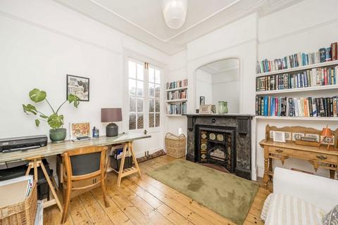 3 bedroom house for sale, Burntwood Lane, London SW17