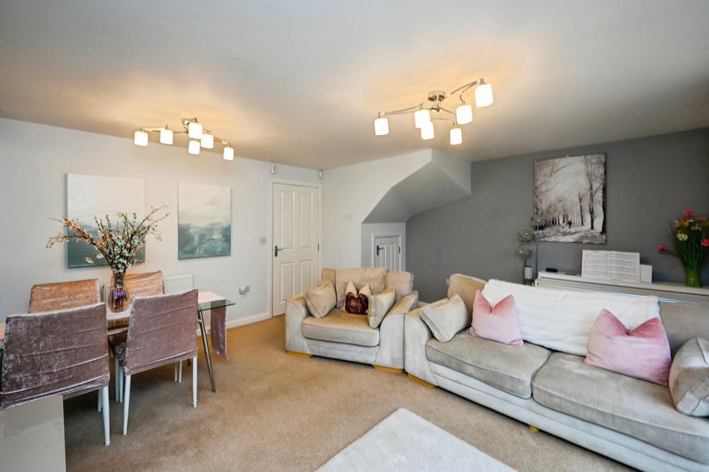 Living / Dining Room