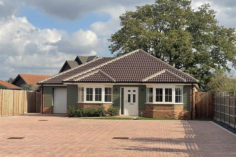 3 bedroom detached bungalow for sale, Great Oak Place, The Street, Raydon
