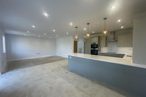 3 bedroom detached bungalow for sale, Great Oak Place, The Street, Raydon