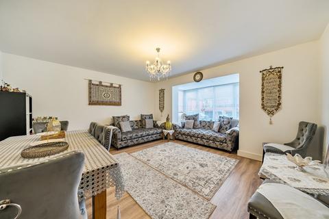 4 bedroom terraced house for sale, Swallowtail Grove, Frimley, Camberley, Surrey, GU16