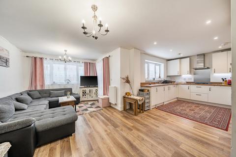 4 bedroom terraced house for sale, Swallowtail Grove, Frimley, Camberley, Surrey, GU16