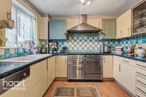 undefined, Olivine Close, Chatham