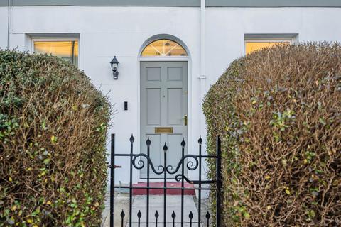 2 bedroom terraced house for sale, Victoria Place, Cheltenham, GL52 2ES