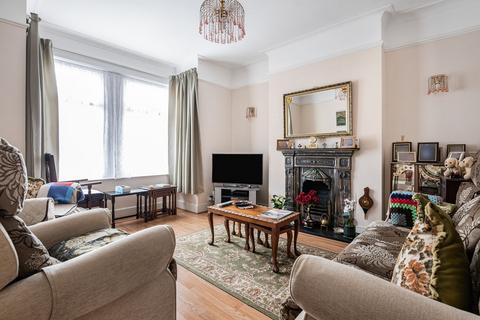 3 bedroom end of terrace house for sale, Mervyn Road, Ealing , Northfields, W13