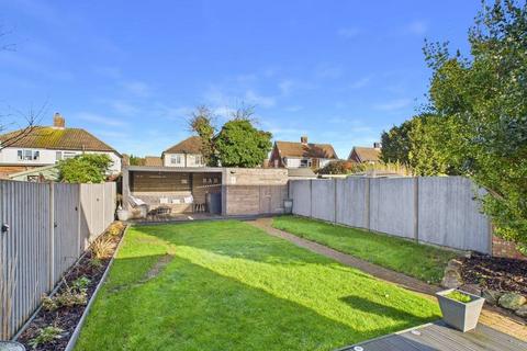 undefined, Lansdowne Road, Staines-upon-Thames, Surrey, TW18