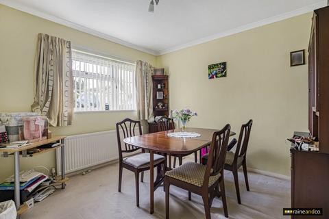 undefined, The Ryde, Hatfield