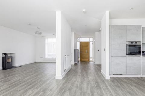 3 bedroom detached house for sale, Longcross, Surrey