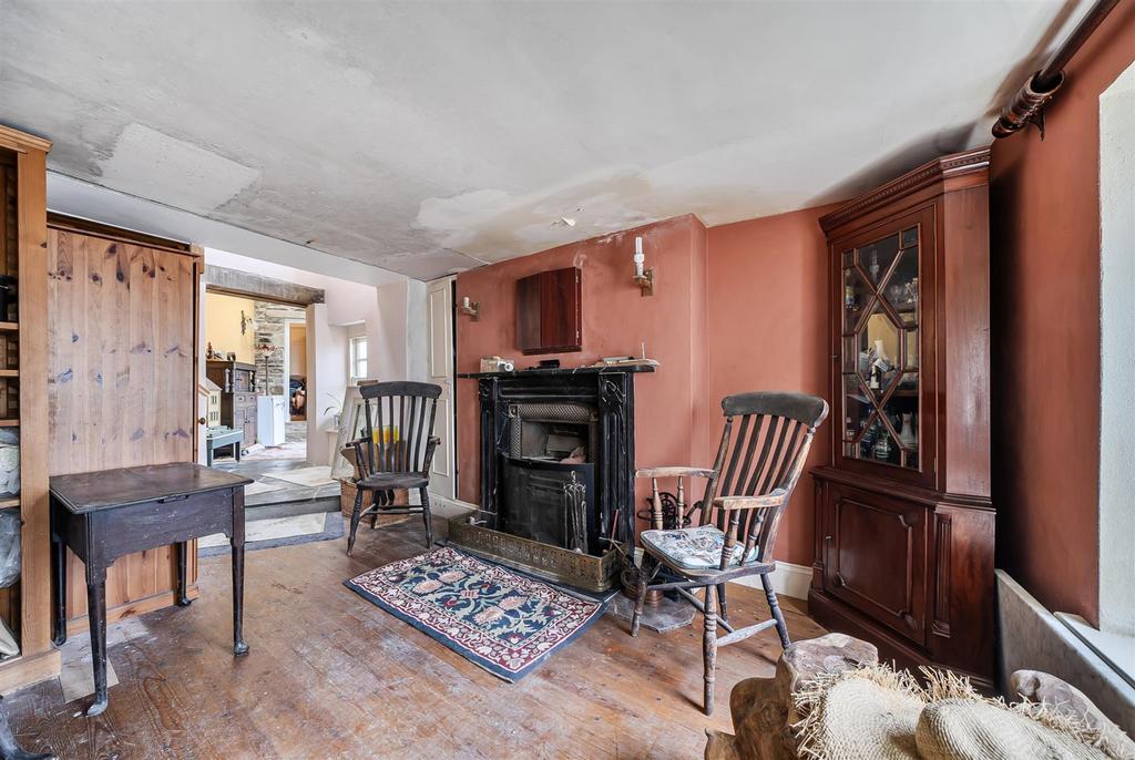 Sitting room 2nd