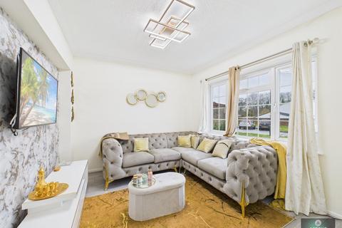 undefined, Dovedale Crescent, Southgate West RH11