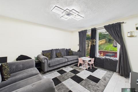 undefined, Dovedale Crescent, Southgate West RH11