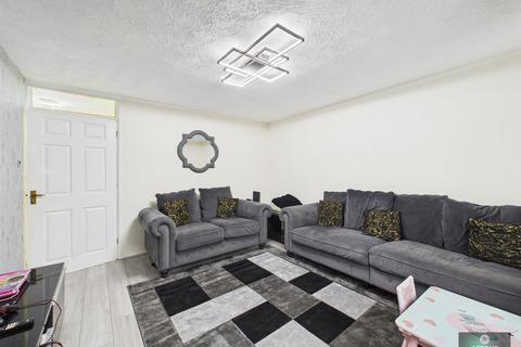 undefined, Dovedale Crescent, Southgate West RH11