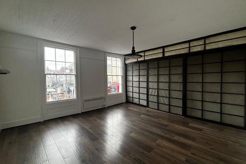 4 bedroom flat to rent, Eden Street, Kingston