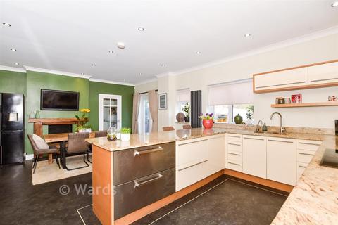 undefined, London Road, Sittingbourne ME9
