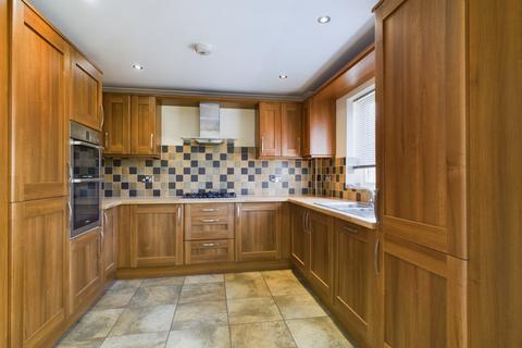 2 bedroom apartment to rent, Walnut Mews, Peterborough PE3