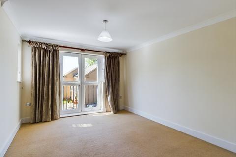 2 bedroom apartment to rent, Walnut Mews, Peterborough PE3