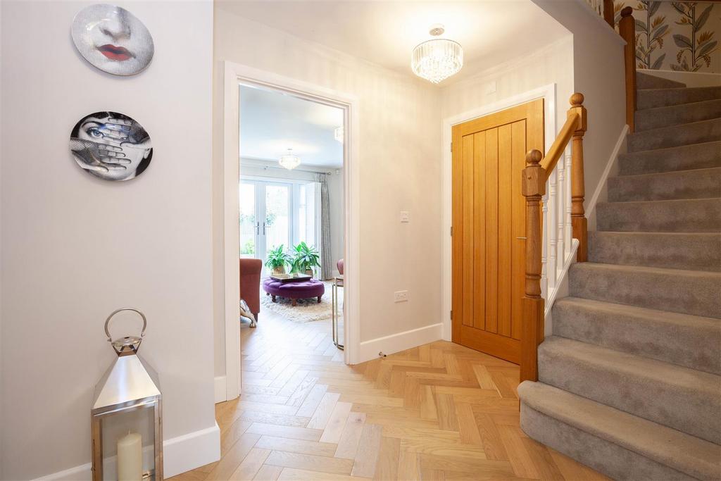 Entrance Hall 2.jpg