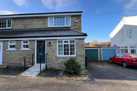 2 bedroom semi-detached house for sale, Queens Court, Shipley BD18