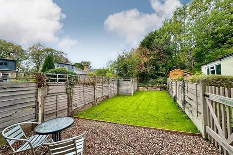 2 bedroom terraced house to rent, Eaves Knoll Road, New Mills, High Peak