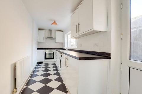 4 bedroom end of terrace house for sale, Mundella Road, Nottingham NG2