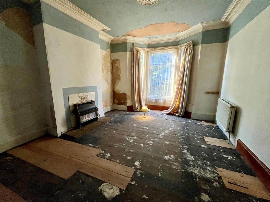 Lounge Area.jpg