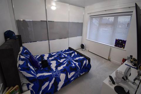 undefined, Clydesdale, Whitby, Ellesmere Port