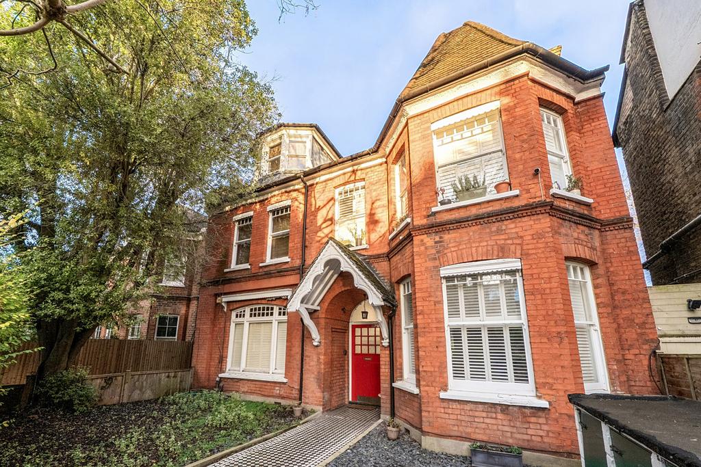 1404462-7-697a35f...