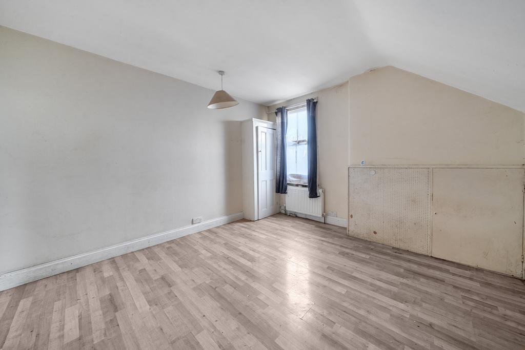 1404462-10-697a36...