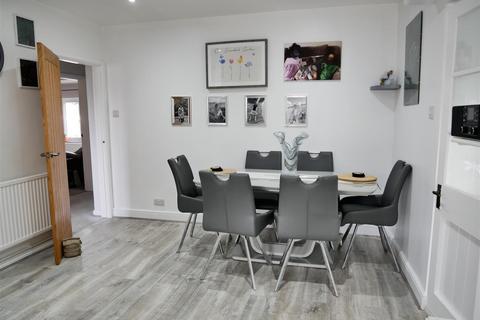 undefined, Horsebrook Park, Calne