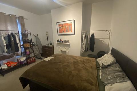 undefined, LARGE ROOM WITH PRIVATE SHOWER ROOM