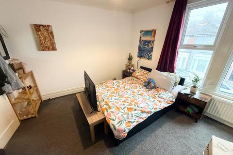 3 bedroom terraced house to rent, Pitcroft Road, Portsmouth PO2