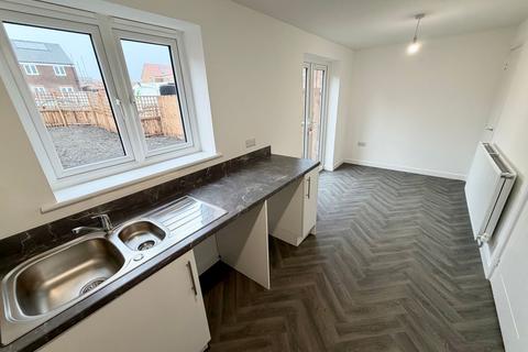 3 bedroom semi-detached house to rent, Winchester Road, South Ryhope, SR2