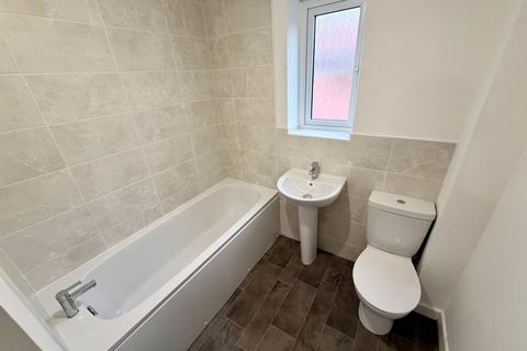 3 bedroom semi-detached house to rent, Winchester Road, South Ryhope, SR2