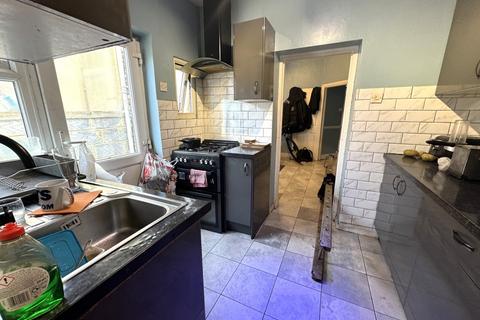 2 bedroom terraced house for sale, Burford Road, East Ham, London, E6