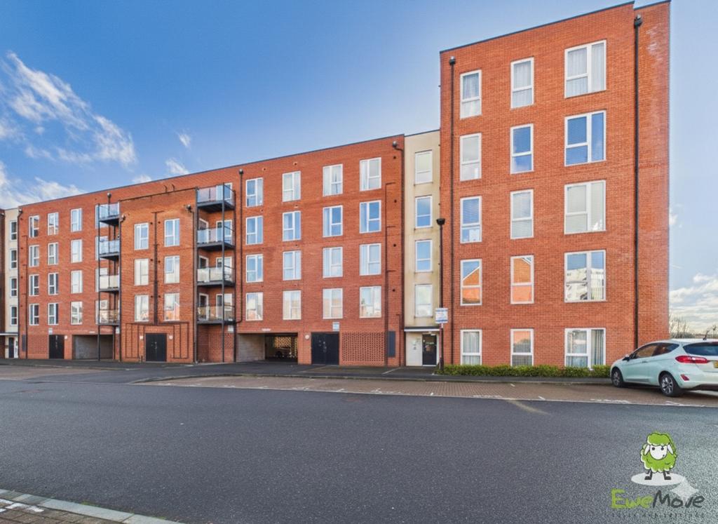 Ewe Move Estate Agents Basingstoke - 9 Lambert Cour