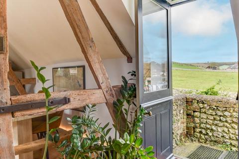 3 bedroom barn conversion to rent, Greenways, Ovingdean