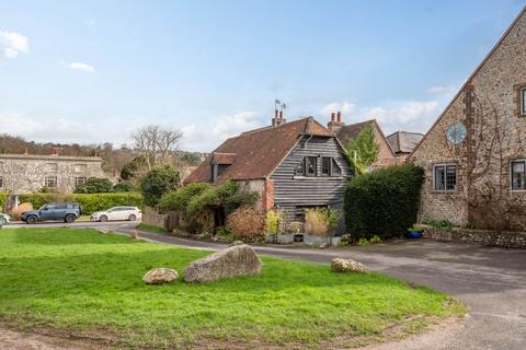 3 bedroom barn conversion to rent, Greenways, Ovingdean
