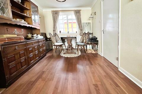 undefined, North Salts, East Sussex TN31