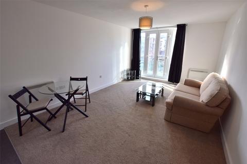 2 bedroom flat to rent, Worsdell Drive, Gateshead, NE8