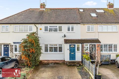 4 bedroom terraced house for sale, The Meadway, Hoddesdon EN11