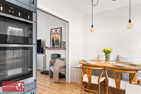 4 bedroom terraced house for sale, The Meadway, Hoddesdon EN11